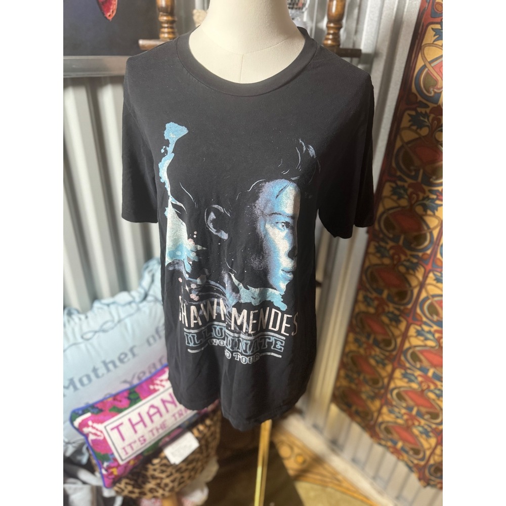 Shawn Mendes Illuminate‎ World Tour Black Graphic T Shirt Music Concert